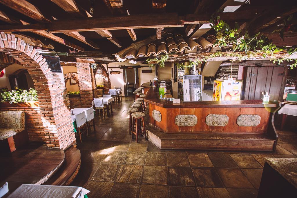 Hotel Dom Otto Веспасиано Екстериор снимка